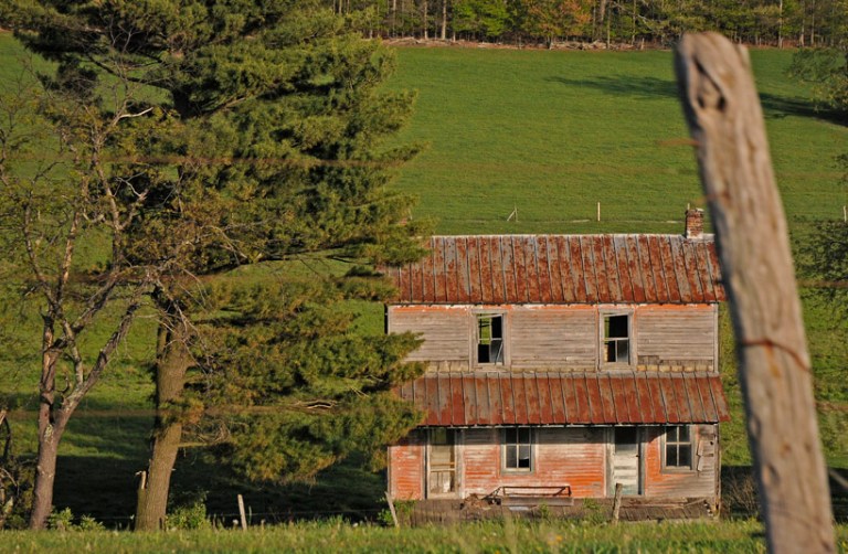 web deserted house rob paine